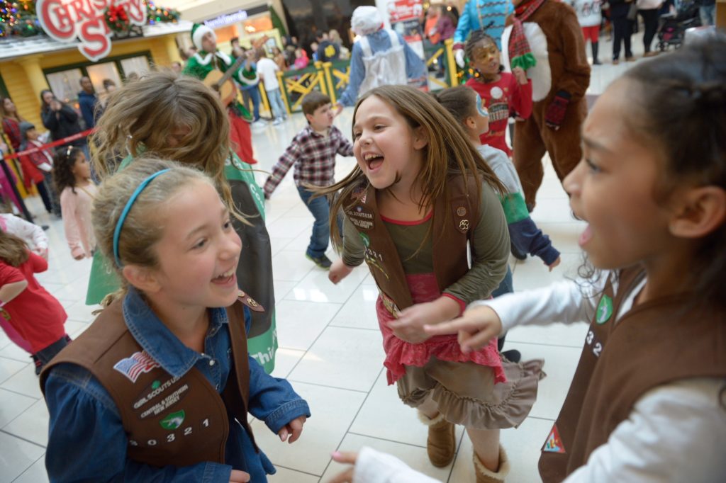 Cherry Hill Mall Santa Fest